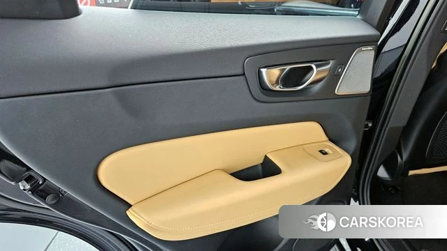 Volvo XC60 second Generation id 4194977 из Кореи 17