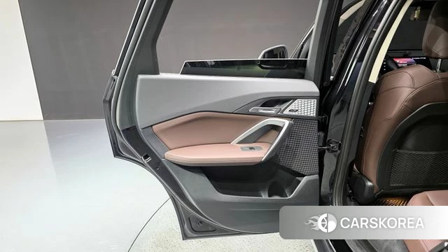 BMW iX1 (U11) id 4280203 из Кореи 17