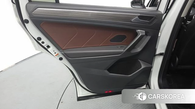 Volkswagen Tiguan Allspace id 4421683 из Кореи 17