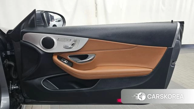 Mercedes-Benz C-Class W205 id 4536675 из Кореи 17