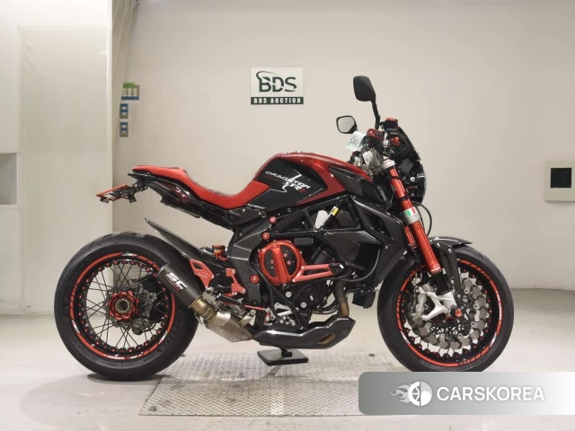 Проданный MV AGUSTA BRUTALE DRAGSTER 800 RR id 4103544 из Японии