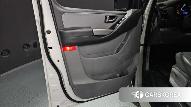 Hyundai The New Grand Starex id 4620276 из Кореи 17