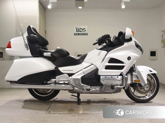 Проданный Honda GL1800 2016 из Японии