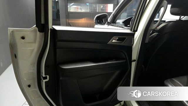 Ssangyong Rexton Sports id 4378195 из Кореи 17