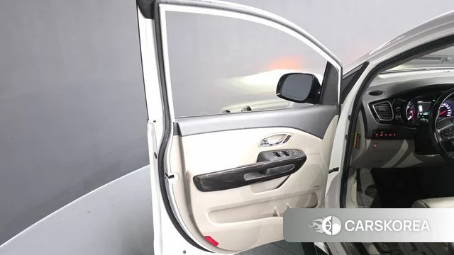 Kia The New Carnival id 4625707 из Кореи 17