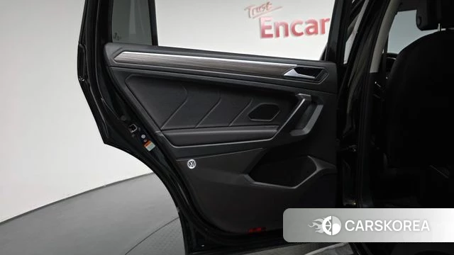 Volkswagen Tiguan Allspace id 4579217 из Кореи 17