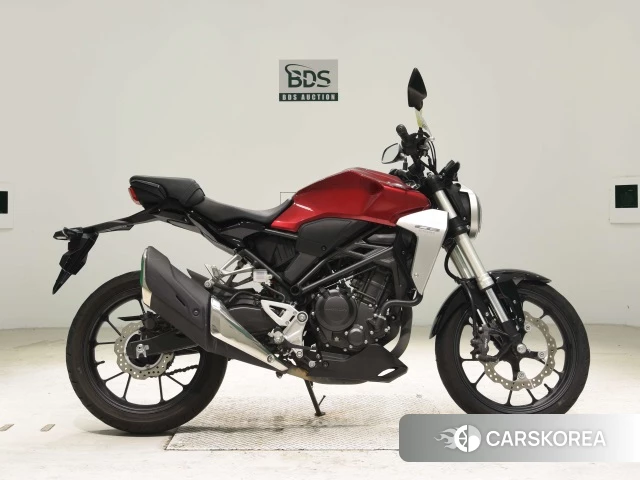 Проданный Honda CB250R 2018 из Японии, фото 2