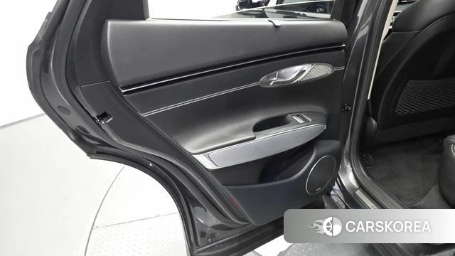 Genesis Electrified GV70 id 4618503 из Кореи 17
