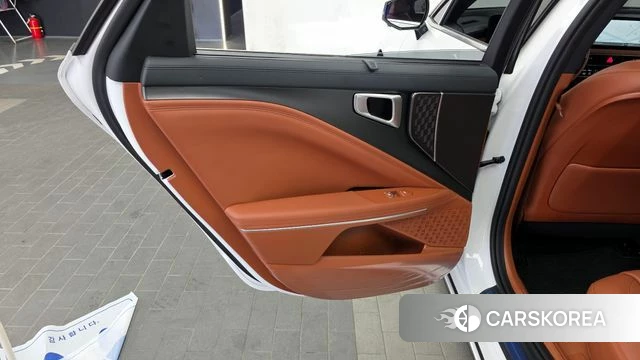 Kia The New K8 id 4193942 из Кореи 17