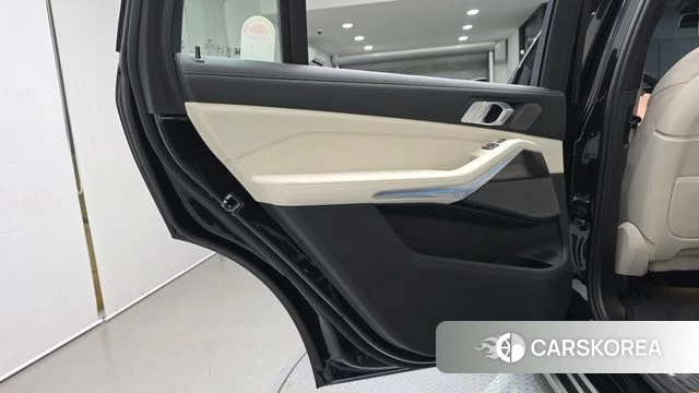BMW X7 (G07) id 4664806 из Кореи 17