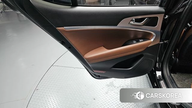 Genesis G70 id 4746998 из Кореи 17