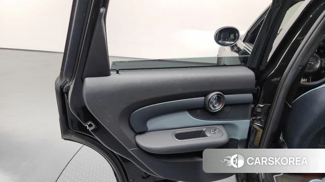 Mini Cooper S Clubman id 4280833 из Кореи 17