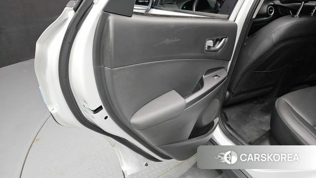 Hyundai Kona Electric id 4294645 из Кореи 17