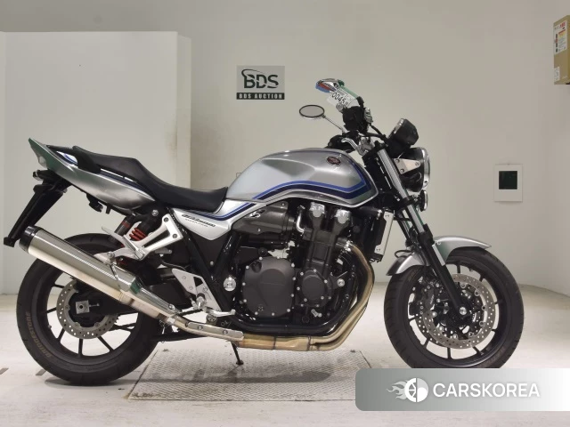 Проданный Honda CB1300SF 2024 из Японии