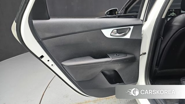 Kia Come New K3 id 4536302 из Кореи 17