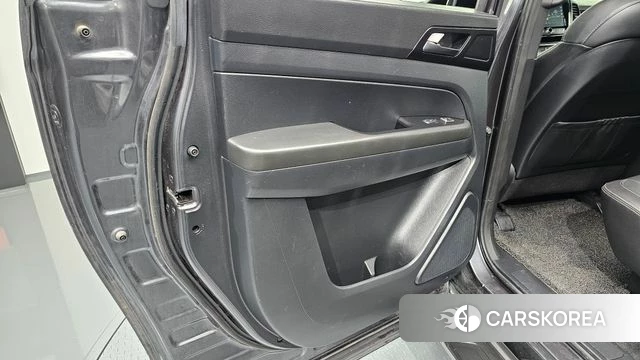 Ssangyong Rexton Sports Cannes id 4785246 из Кореи 17