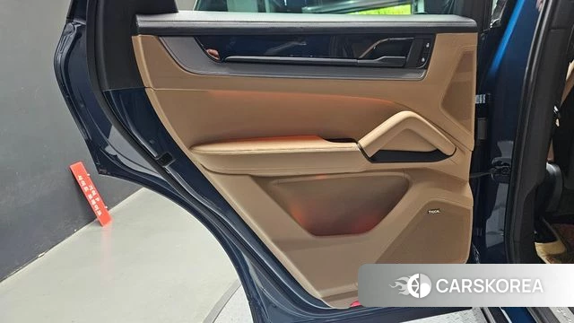 Porsche Cayenne (PO536) id 4571356 из Кореи 17