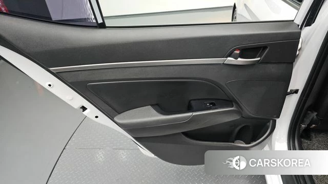 Hyundai Avante AD id 4568823 из Кореи 17
