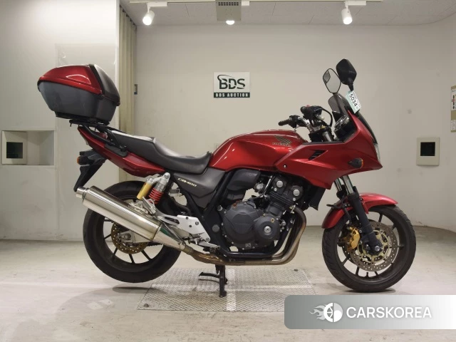 Проданный Honda CB400SF BOLDOR ABS 2017 из Японии
