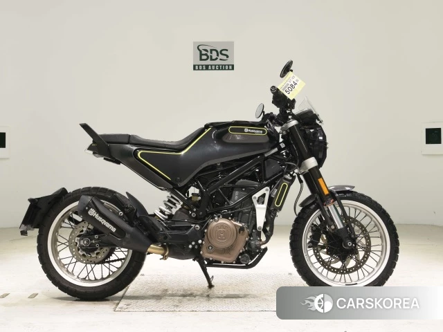 Проданный Husqvarna SVARTPILEN 401 2018 из Японии, фото 2