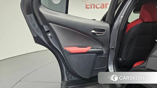 Lexus UX250h id 4362105 из Кореи 17