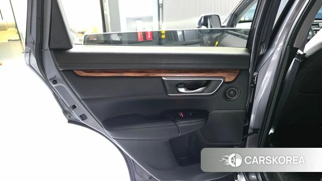 Honda CR-V 5th generation id 4409066 из Кореи 17