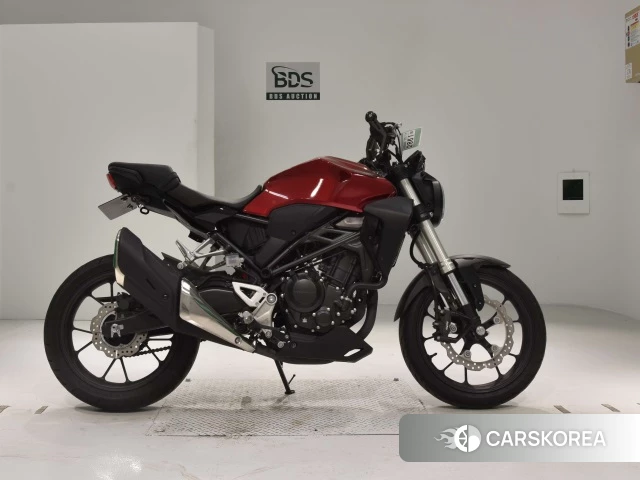 Проданный Honda CB250R 2018 из Японии, фото 2