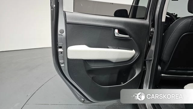 Kia The New Kia Ray EV id 4266578 из Кореи 17
