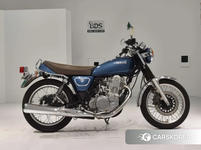 Проданный Yamaha SR400 id 4175563 из Японии