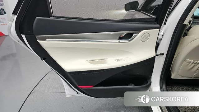 Hyundai The New Grandeur IG id 4388810 из Кореи 17