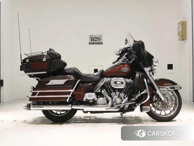 Проданный Harley-Davidson Electra Glide FLHTCU1690 2011 из Японии, фото 2