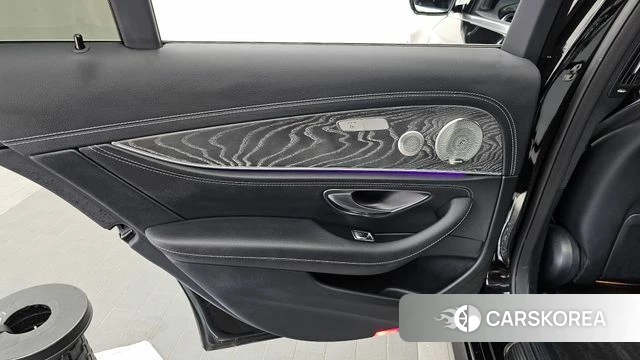 Mercedes-Benz E-Class W213 id 4402290 из Кореи 17