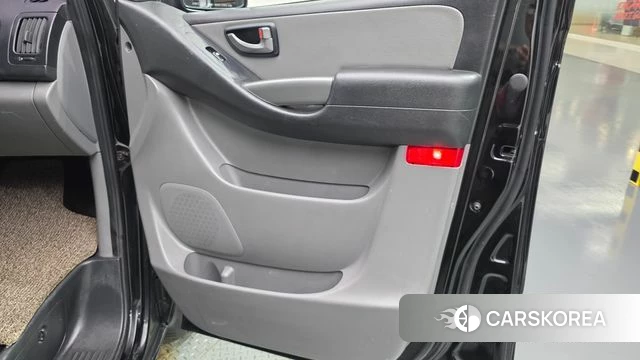 Hyundai The New Grand Starex id 4536496 из Кореи 17