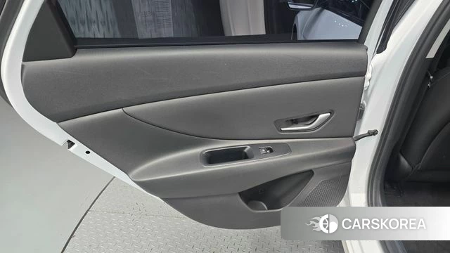 Hyundai Avante (CN7) id 4480982 из Кореи 17