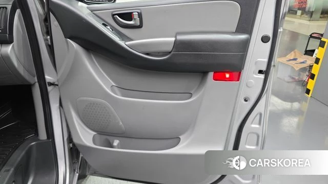 Hyundai The New Grand Starex id 4646915 из Кореи 17