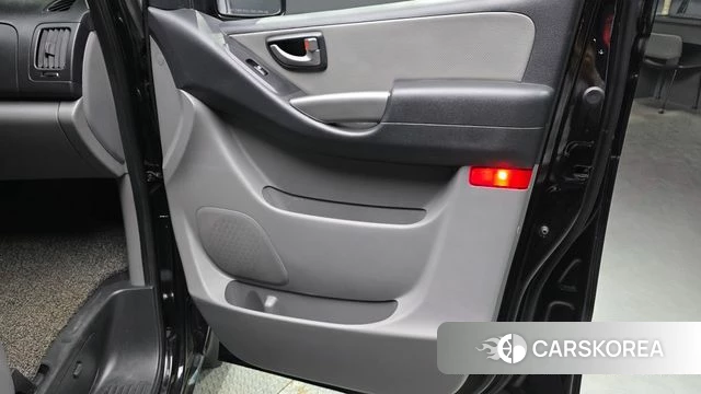 Hyundai The New Grand Starex id 4284519 из Кореи 17