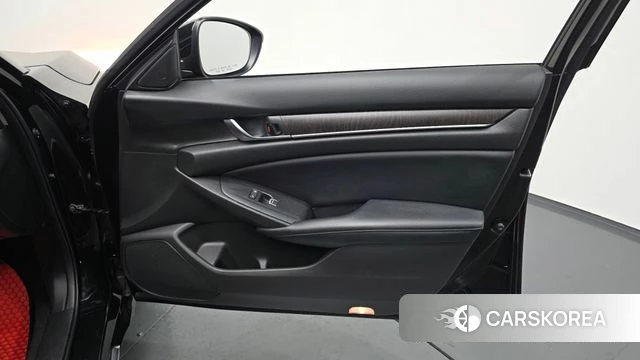 Honda Accord 10th Generation id 4605322 из Кореи 17