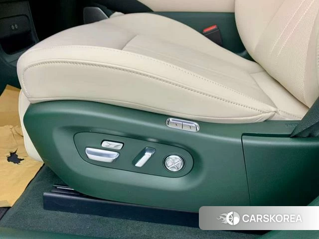 Xiaomi Car Xiaomi YU7 id 4207095 из Китая 17