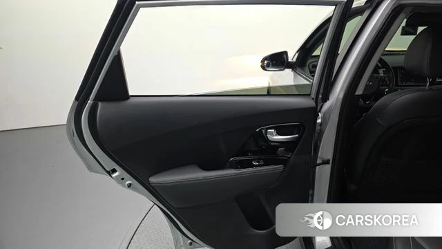 Kia Niro EV id 4344530 из Кореи 17