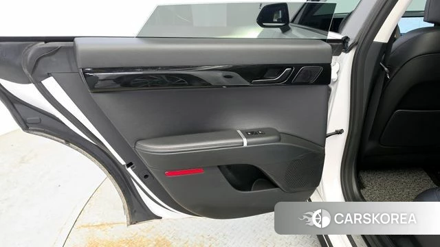Hyundai Grandeur (GN7) id 4408866 из Кореи 17