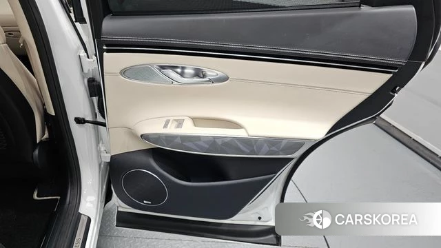 Genesis GV70 id 4488498 из Кореи 17