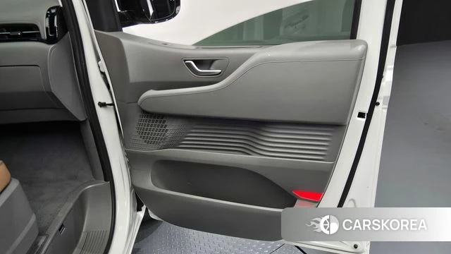 Hyundai Staria id 4749551 из Кореи 17