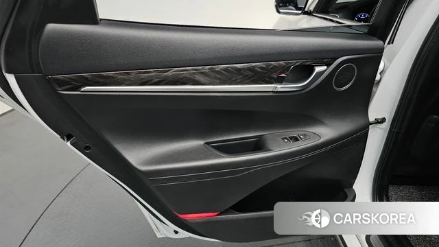 Hyundai Grandeur IG id 4403206 из Кореи 17