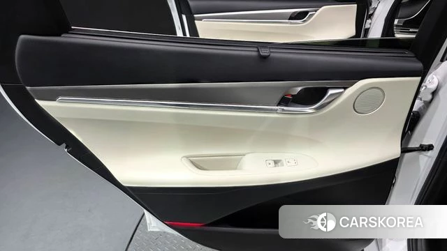 Hyundai The New Grandeur IG id 4433379 из Кореи 17