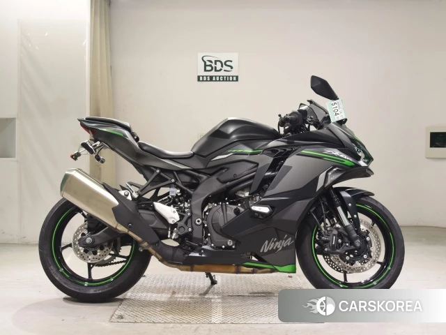 Проданный Kawasaki ZX-4R SE 2023 из Японии