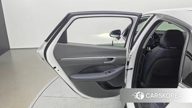 Hyundai Sonata D Edge (DN8) id 4778093 из Кореи 17