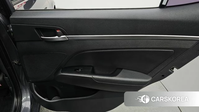 Hyundai The New Avante AD id 4430328 из Кореи 17