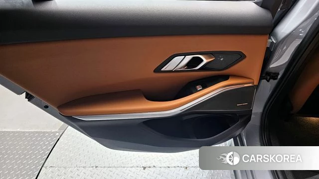 BMW 3 Series (G20) id 4185968 из Кореи 17