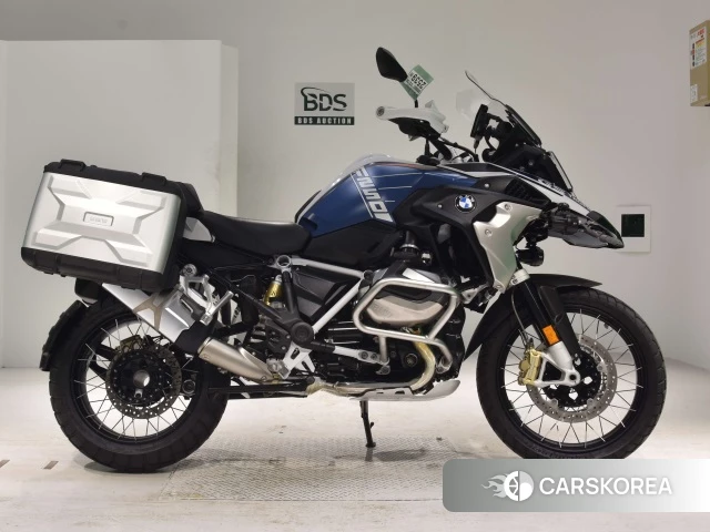 Проданный BMW R1250GS 2023 из Японии