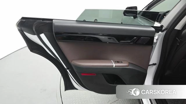 Hyundai Grandeur (GN7) id 4623011 из Кореи 17